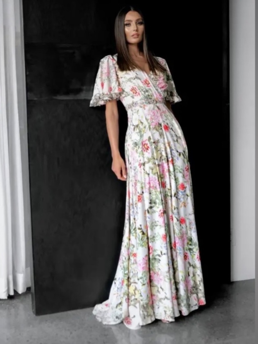 MAC DUGGAL
Floral Print Faux Wrap Flutter Sleeve A Line Gown - Picture 1 of 17